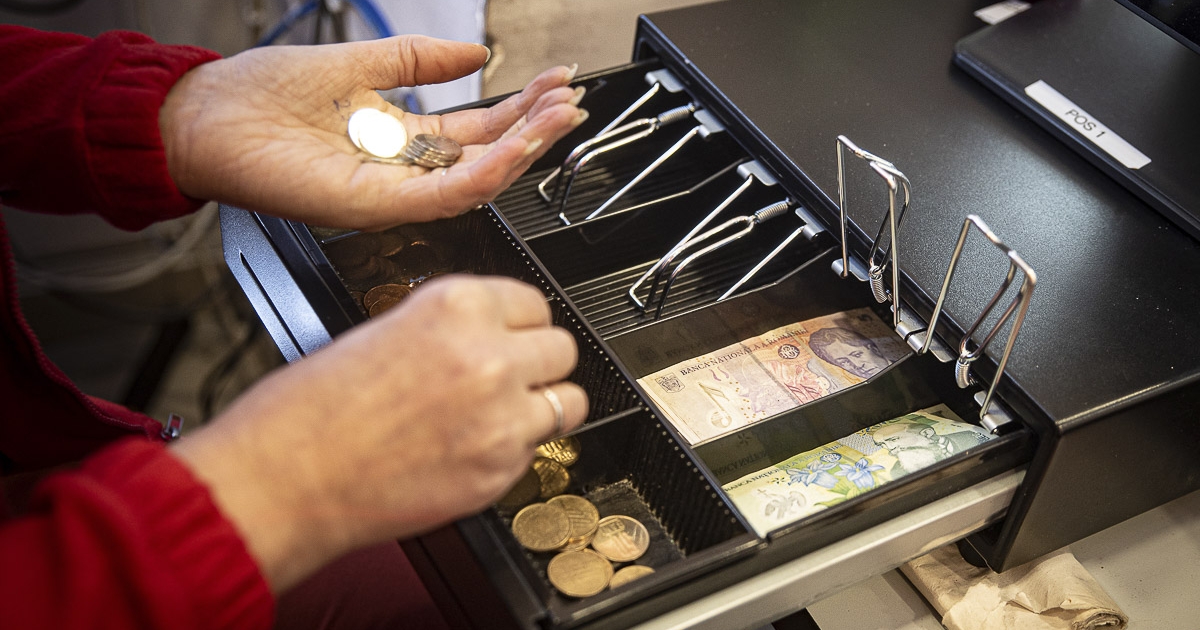 A margarin, a postai szolgáltatások, a csatornázási és a köztisztasági szolgáltatások drágultak a legnagyobb mértékben januárban